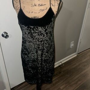 Victoria’s Secret size xs/s velour dark green nightgown